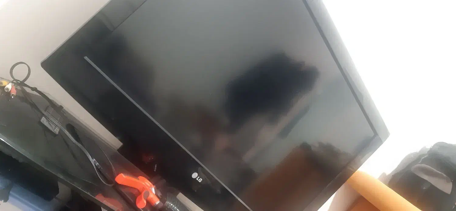 تلویزیون ال جی 37 اینچ|تلویزیون و پروژکتور|ایلام, |دیوار