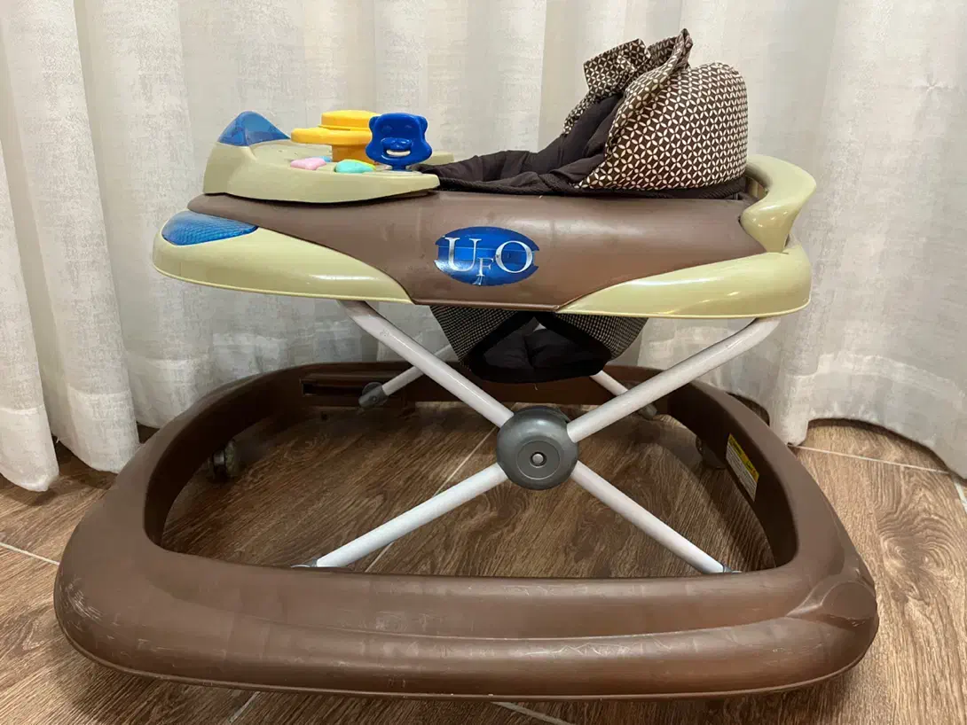 روروک|کالسکه و لوازم جانبی|بهنمیر, |دیوار