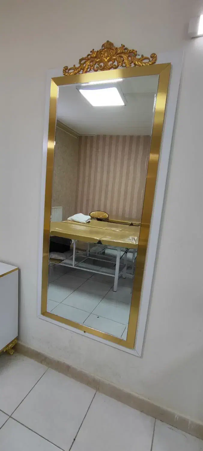 اینه قدی با باکس|آینه|کرمانشاه, |دیوار