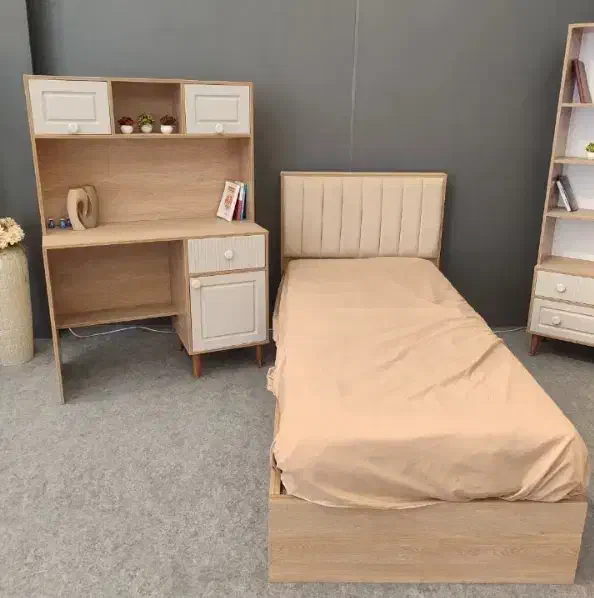 میز تحریر کتابخانه دار کد ۳۵ از ( ۱۰ت تا ۱۲ت)|میز تحریر و کامپیوتر|قزوین, |دیوار