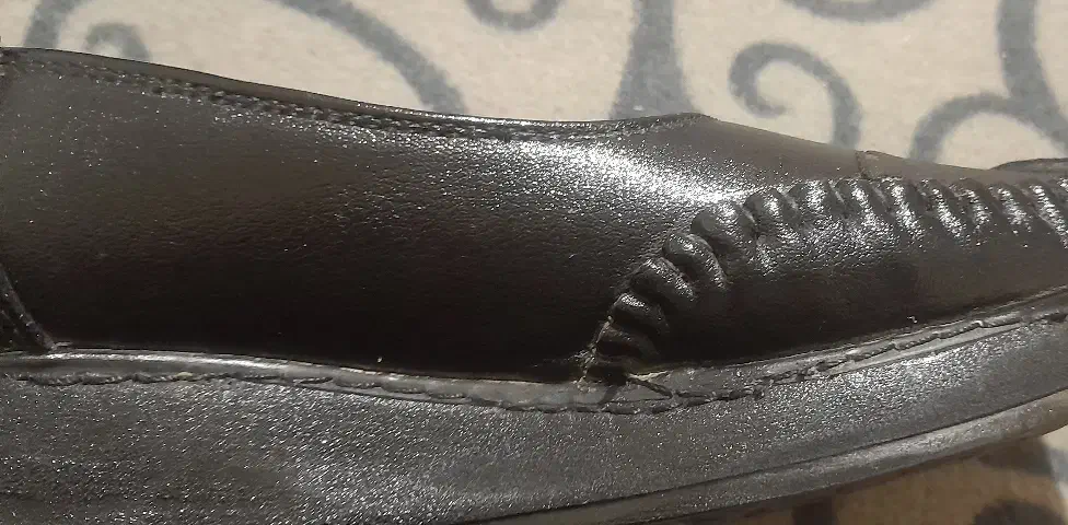 یک عدد کتونی ویک عددکفش طبی طب ترک اصل|کیف، کفش، کمربند|هشتگرد, مدرس|دیوار