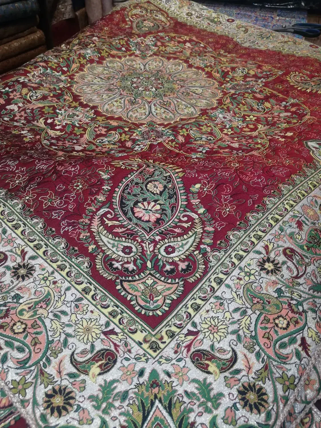 فروشنده و بازاریاب ترمه شاهنده|استخدام بازاریابی و فروش|یزد, |دیوار