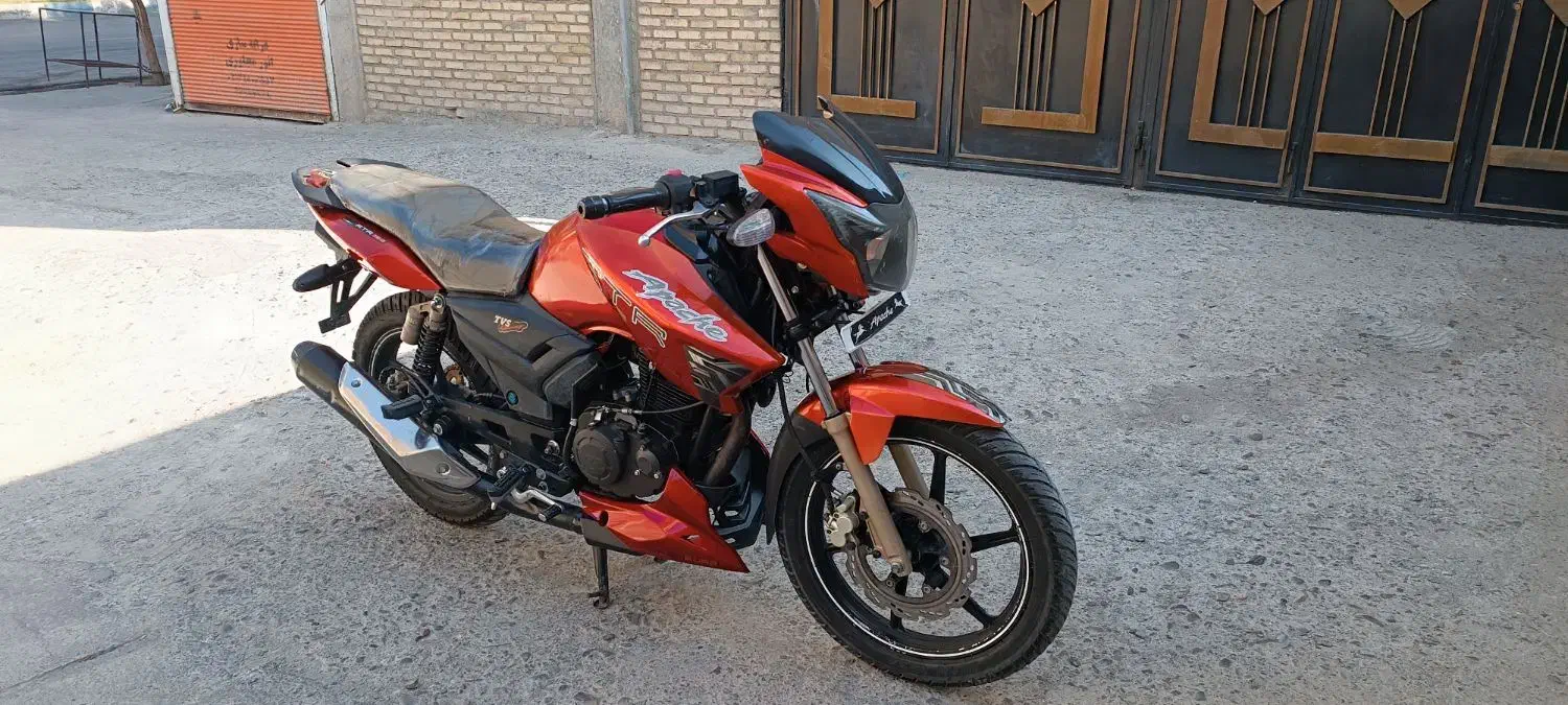 آپاچی نیوفیس|موتورسیکلت|بوکان, |دیوار