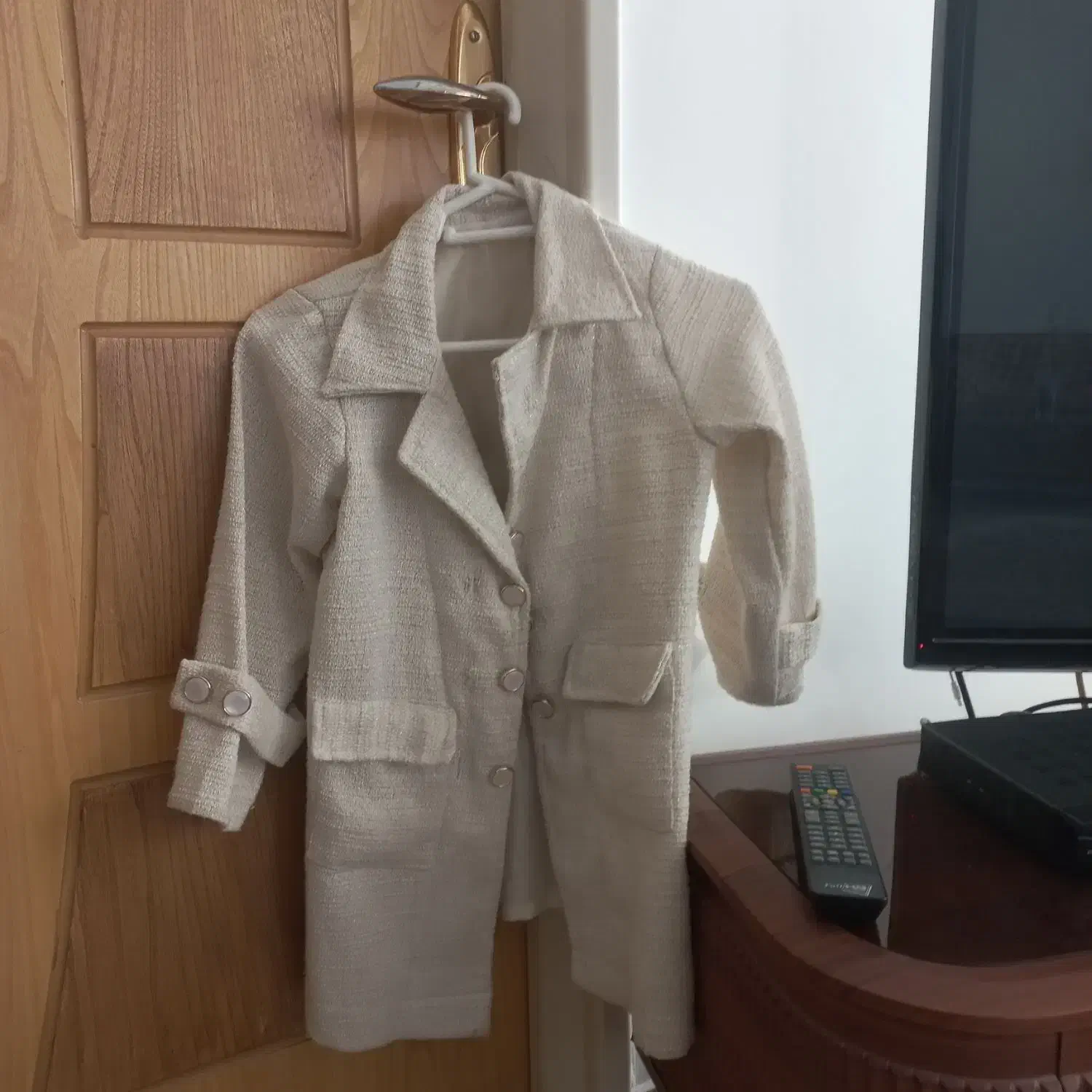 پالتو جنس شنل استر دار دختر6تا9ساله|کفش و لباس بچه|خمینی‌شهر, |دیوار