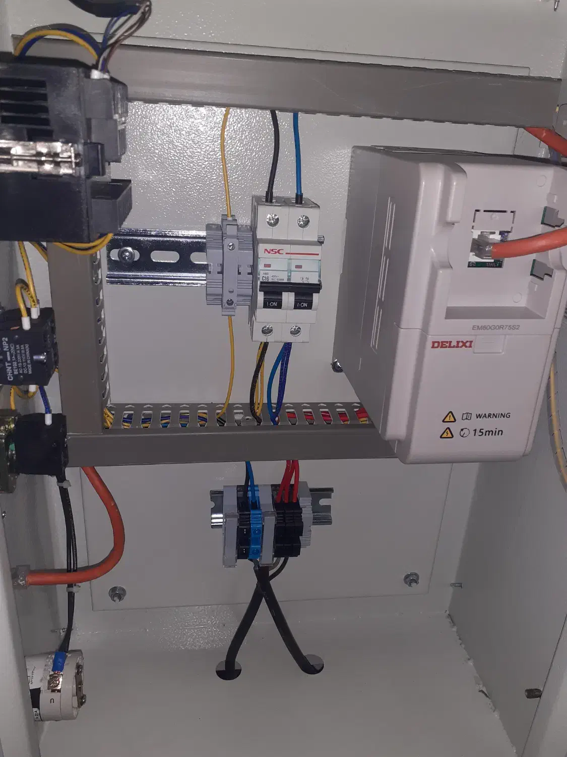 دستگاه تولید محصولات رولی|ماشین‌آلات صنعتی|سیرجان, |دیوار