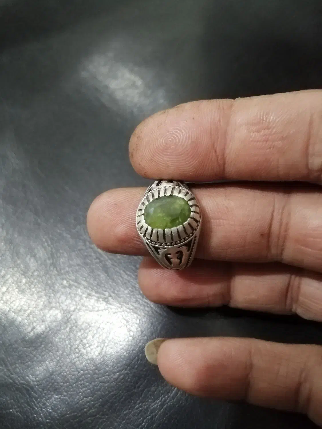 زبرجد معدنی طبیعی|جواهرات|سبزوار, پامنار|دیوار