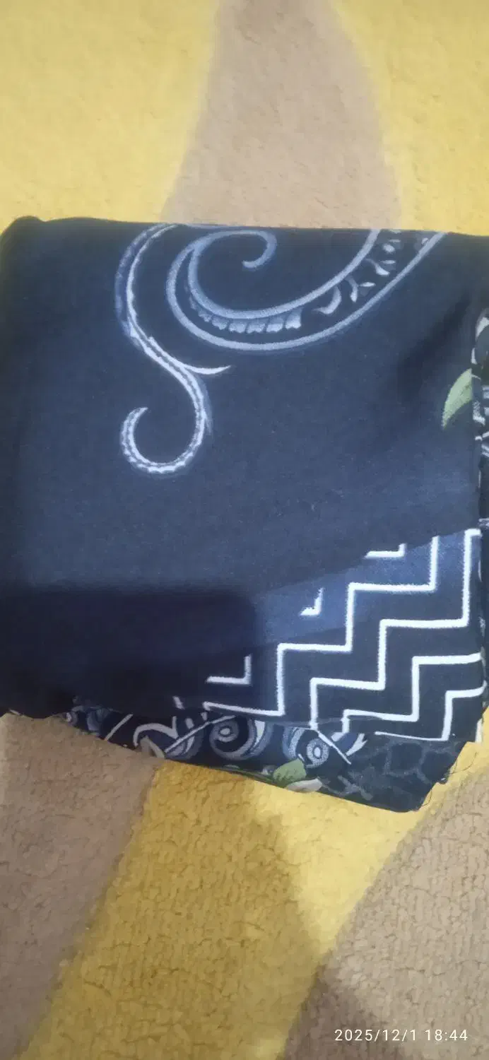 چادر رنگی|لباس|شاهرود, |دیوار