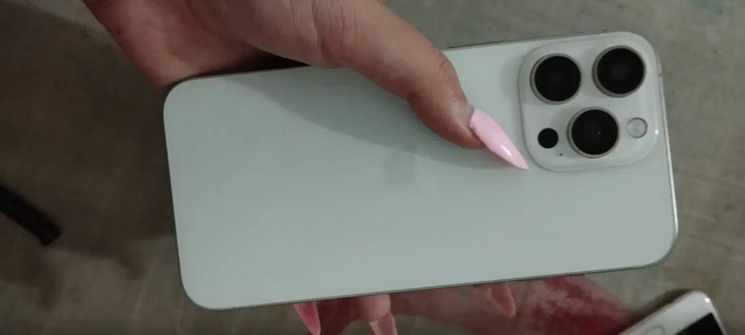 ایفون ۱۵ پرومکس طرح|موبایل|نیشابور, گنبد سبز|دیوار