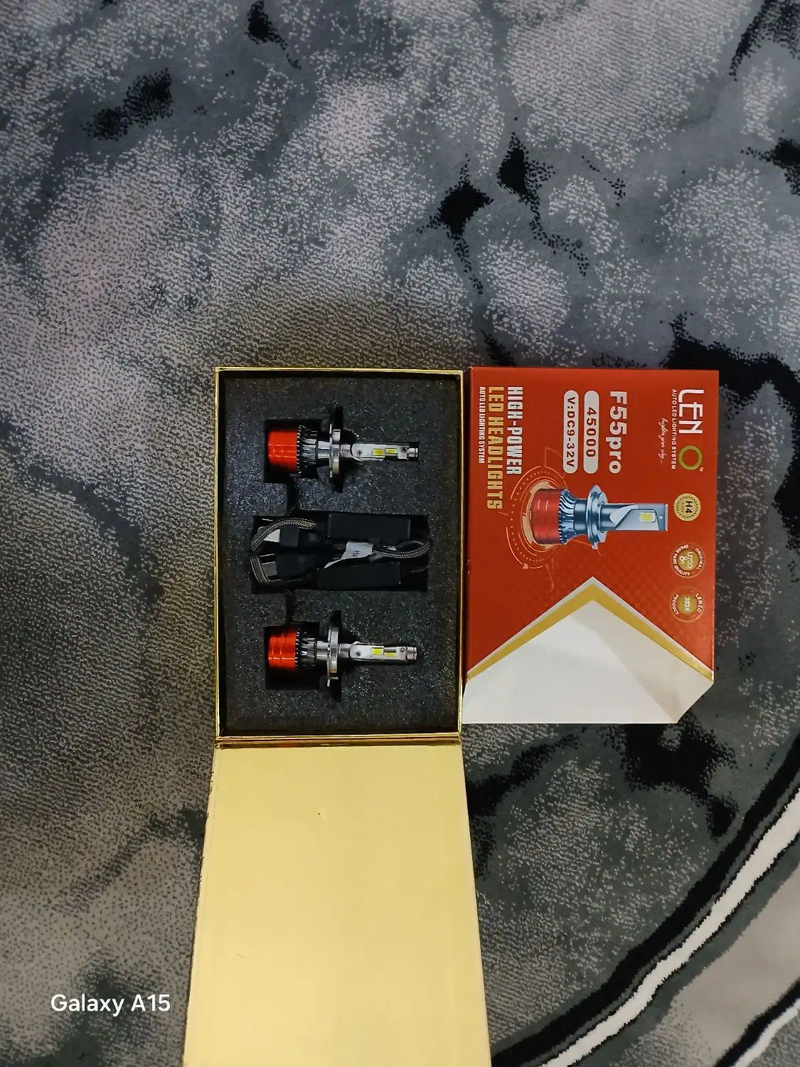 هد لایت نو|قطعات یدکی و لوازم جانبی|میانه, |دیوار