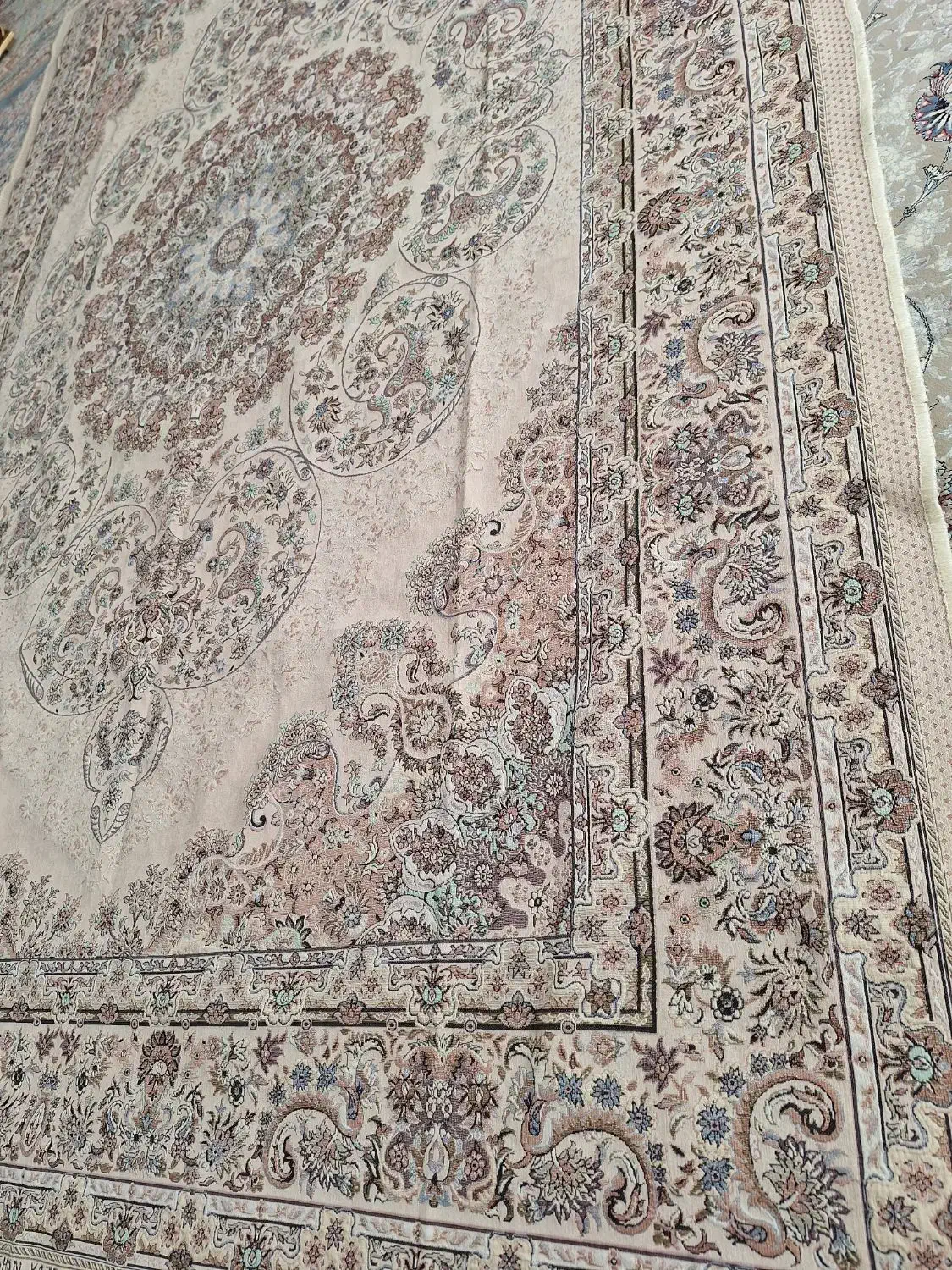 رو فرشی 6متری در حد نو|روفرشی|همدان, |دیوار