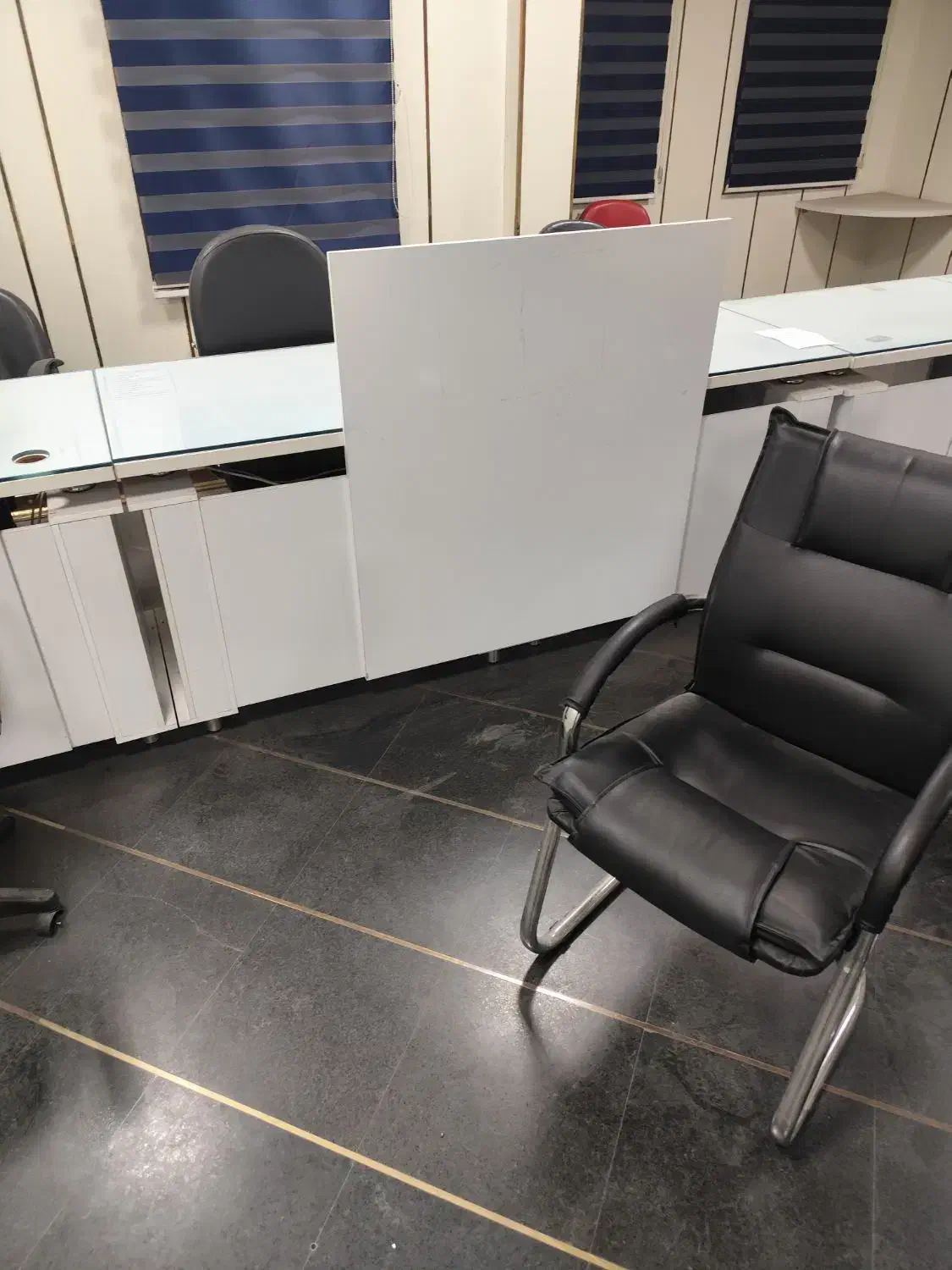 میز کانتر و صندلی اداری|دفتر کار|تهران, بلوار کشاورز|دیوار