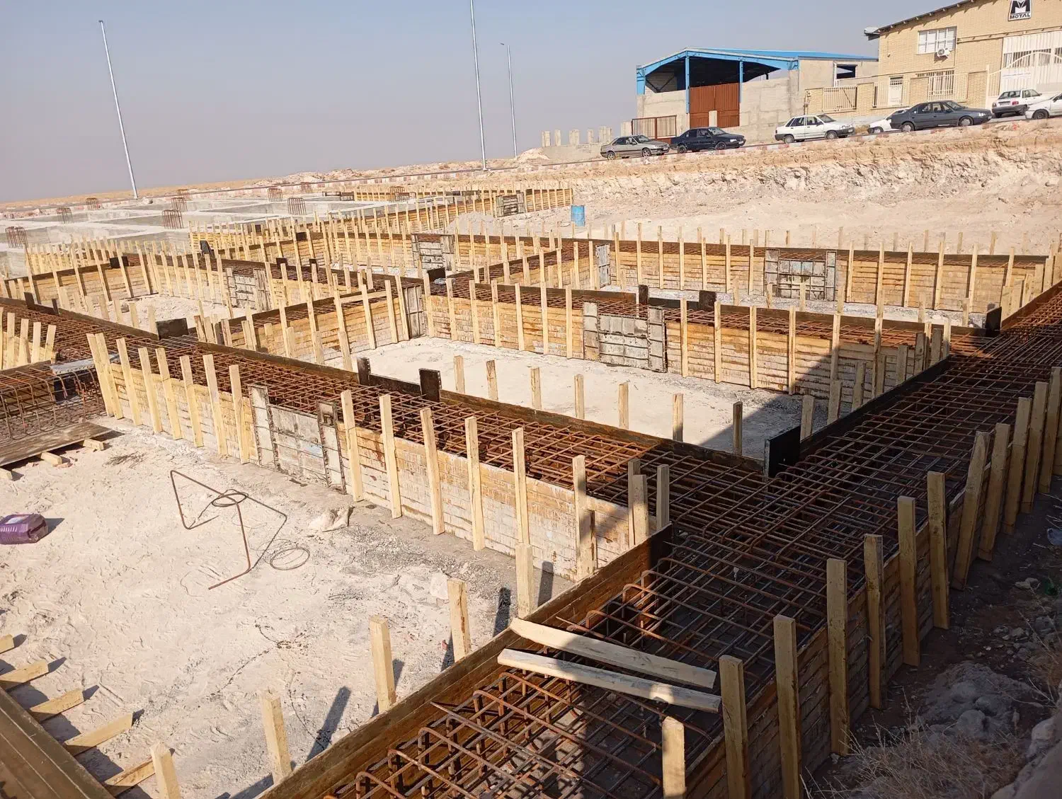 اجرای آرماتوربندی و قالب بندی|خدمات پیشه و مهارت|تبریز, |دیوار