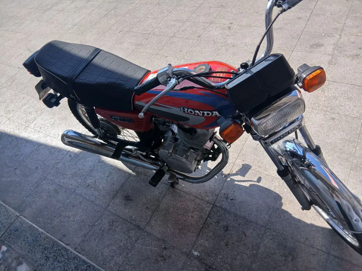 هندا ۱۲۵تمیز|موتورسیکلت|شیراز, شهرک سراج‎|دیوار