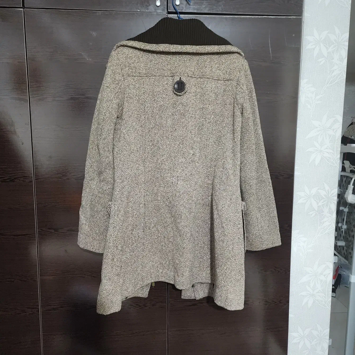 پالتو سایز لارج|لباس|شیراز, قدوسی شرقی|دیوار