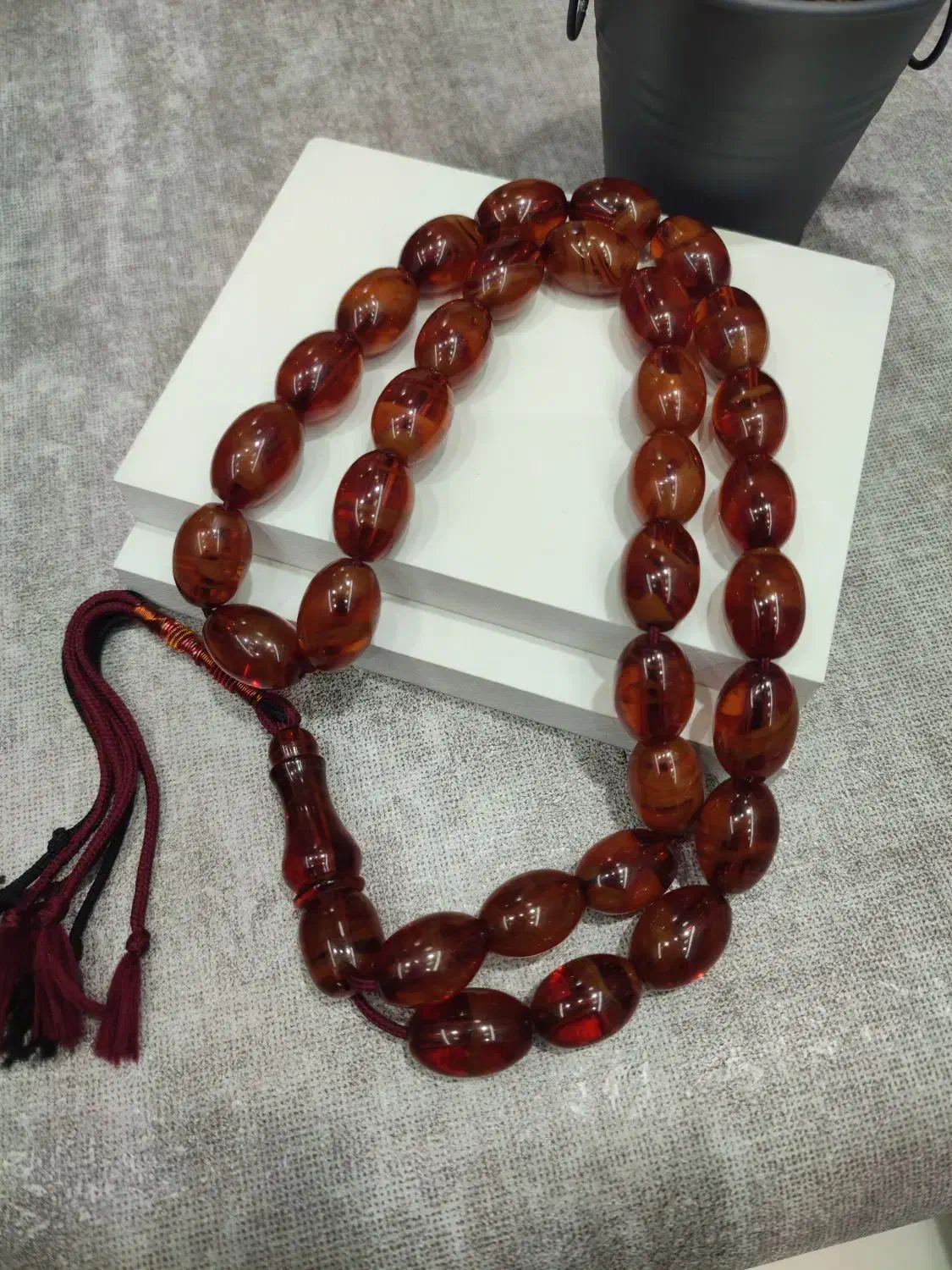 تسبیح کهربا کهنه|کلکسیون اشیاء عتیقه|مهاباد (آذربایجان غربی), |دیوار