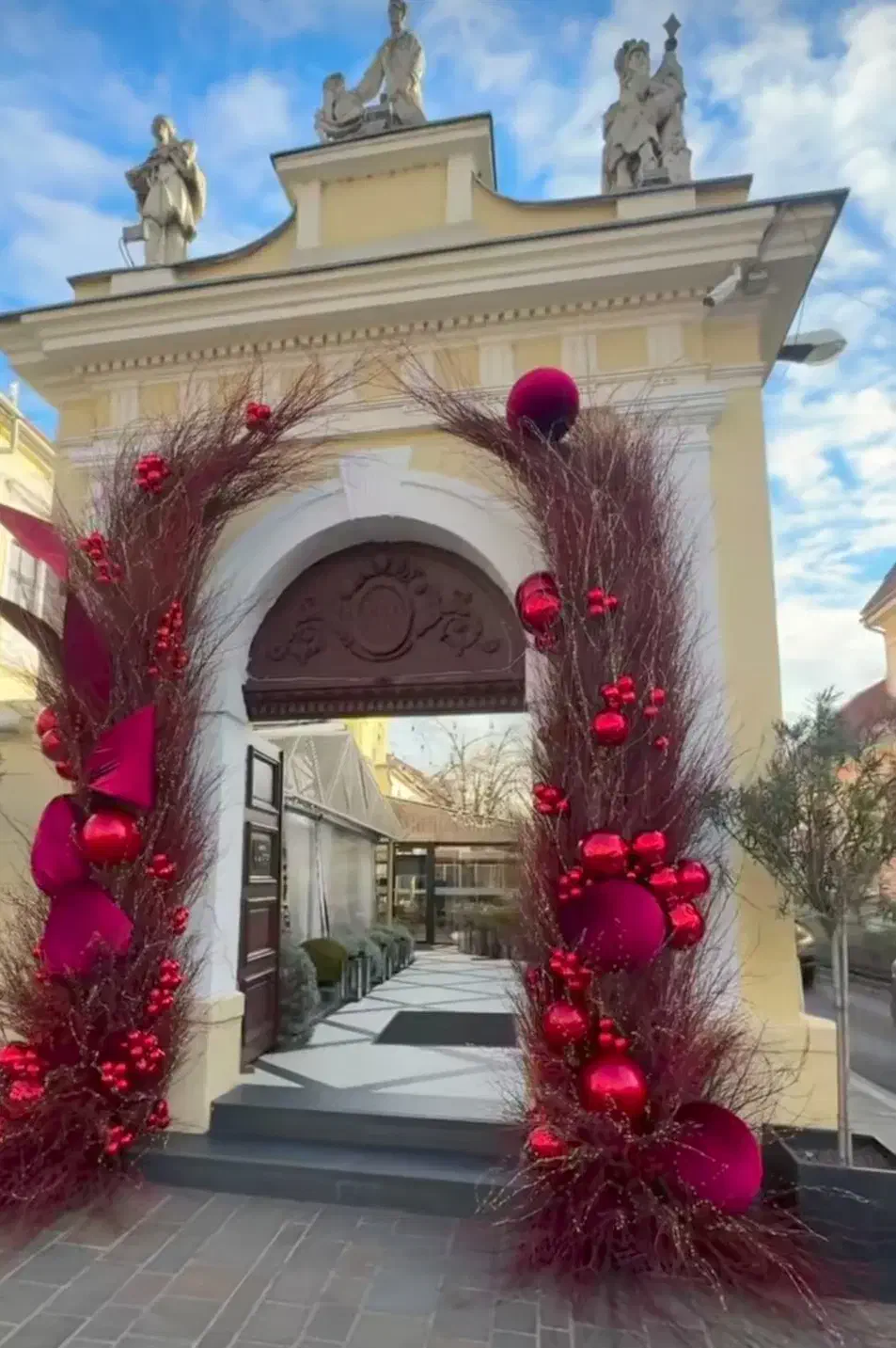 دیزاین شب یلدا وکریسمس وگل آرایی مراسم|خدمات پذیرایی، مراسم|ری, بازار گل خاوران|دیوار