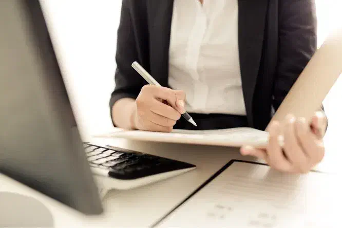 استخدام دستیار پزشک و بازاریاب|استخدام درمانی، زیبایی، بهداشتی|کرمانشاه, |دیوار