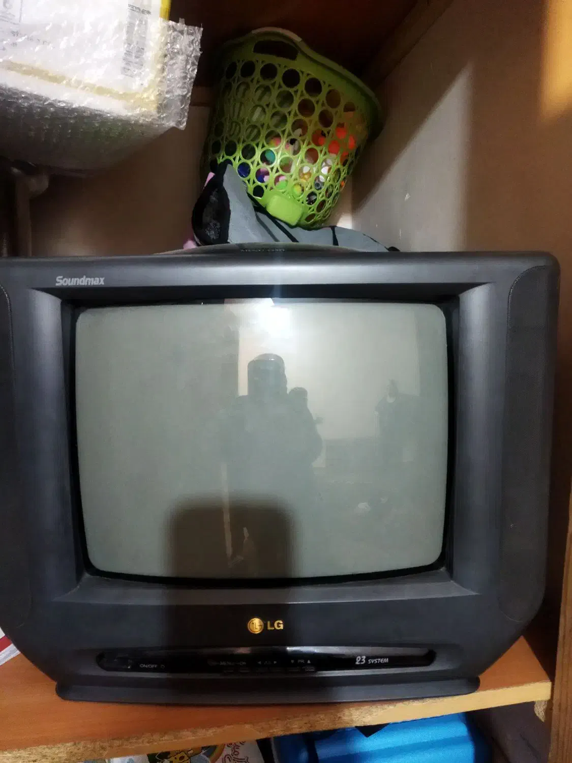 تلویزیون|تلویزیون و پروژکتور|تبریز, |دیوار