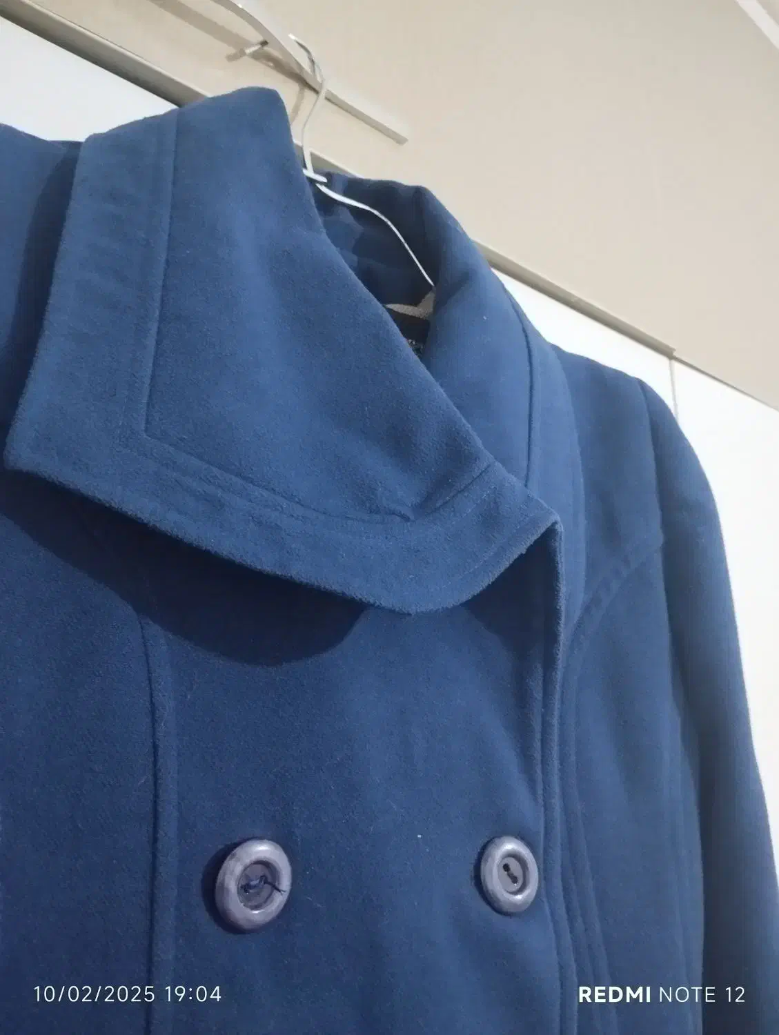 تعدادی بارانی|لباس|پردیس, فاز ۱۱|دیوار