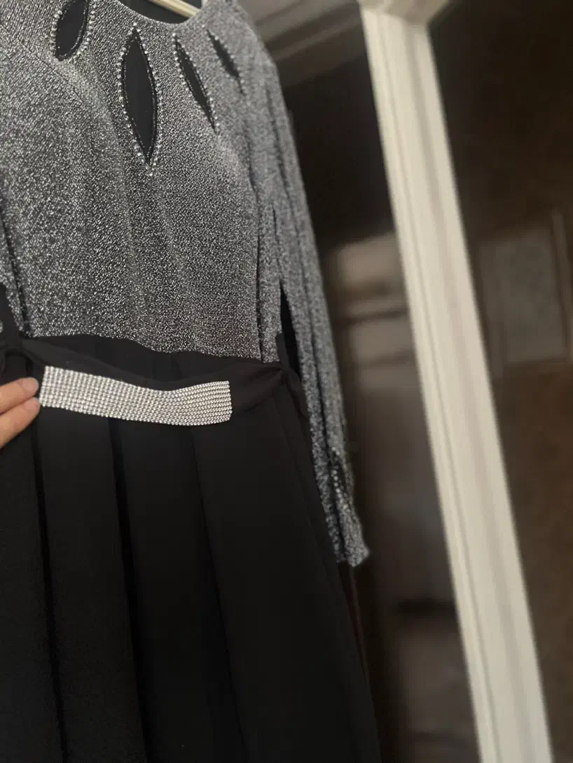 لباس|لباس|قم, هفت تیر|دیوار