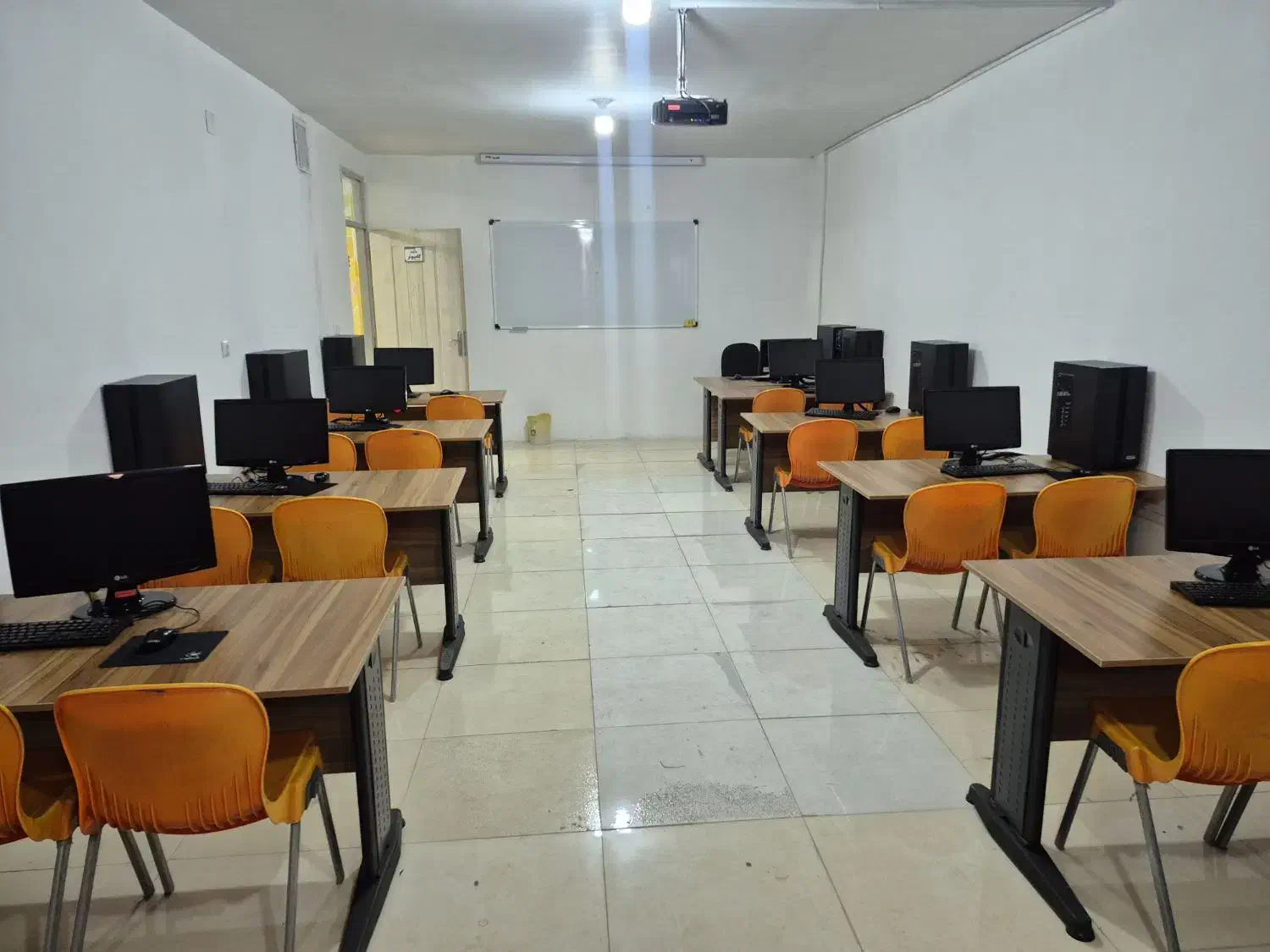 دعوت به مشارکت در برگزاری دوره‌های آموزشی|خدمات آموزشی|سنندج, |دیوار