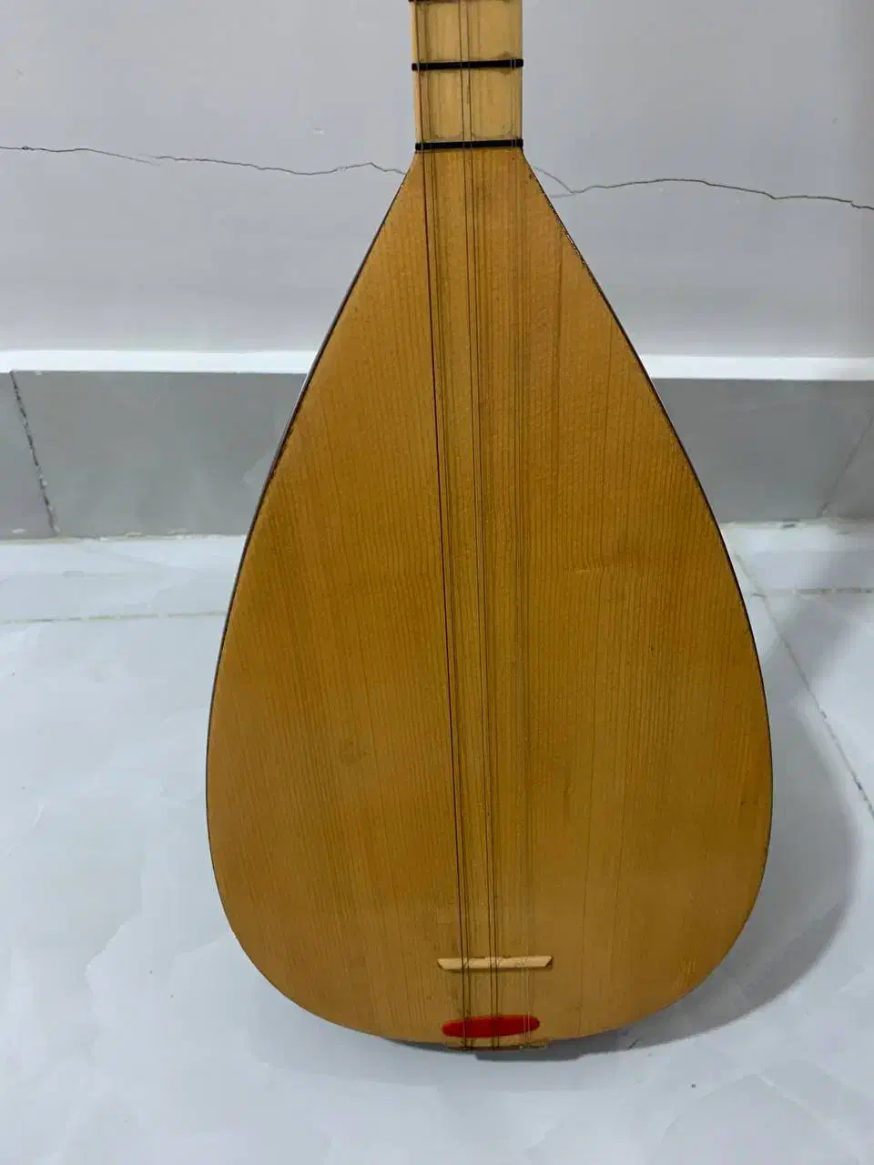 ساز باغلاما|سازهای سنتی|ارومیه, |دیوار