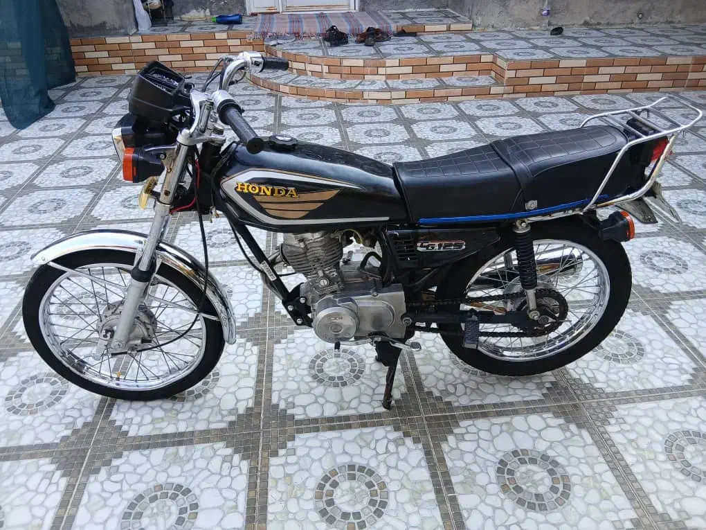 فروش موتور 125بهرو  یک سال بیمه  سند مدارک|موتورسیکلت|گله دار, |دیوار