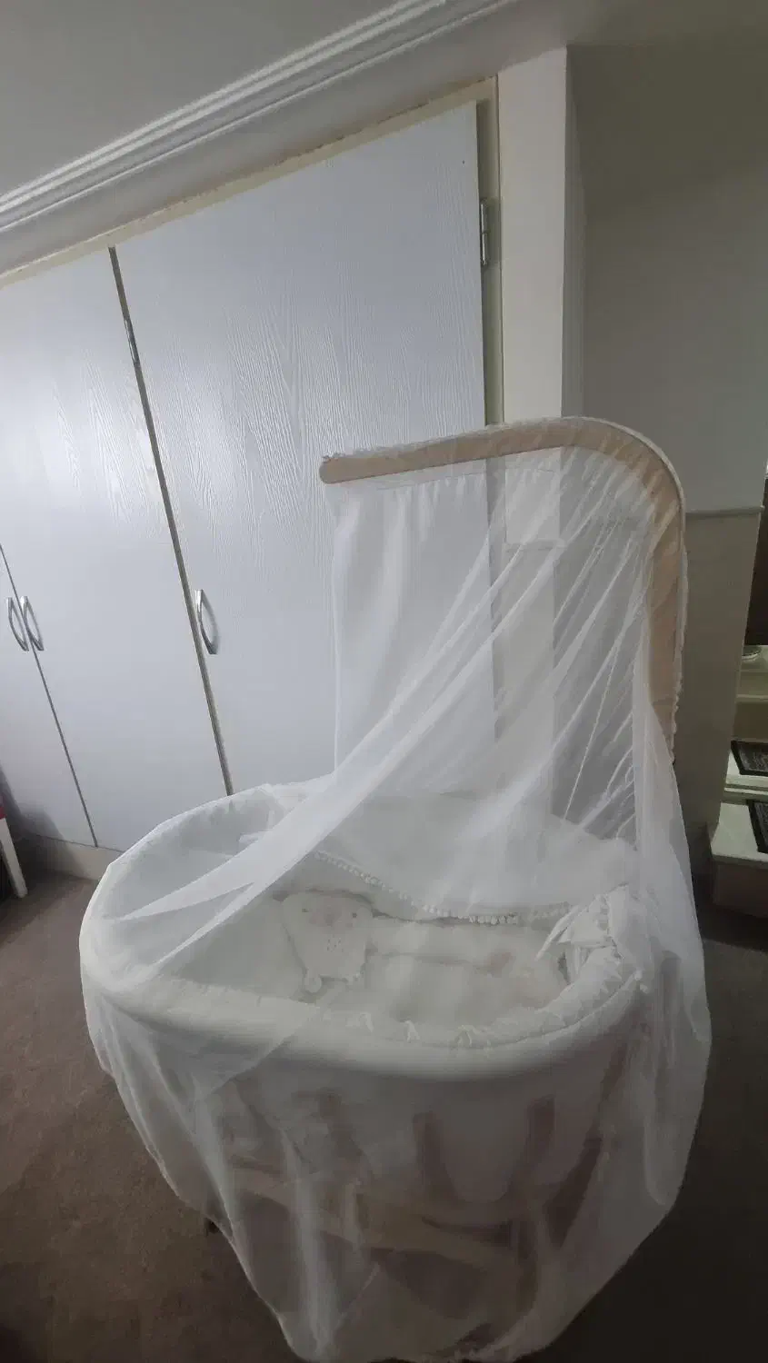 گهواره و مبل نوزاد|اسباب و اثاث بچه|کاشان, فاز ۱ ناجی آباد|دیوار