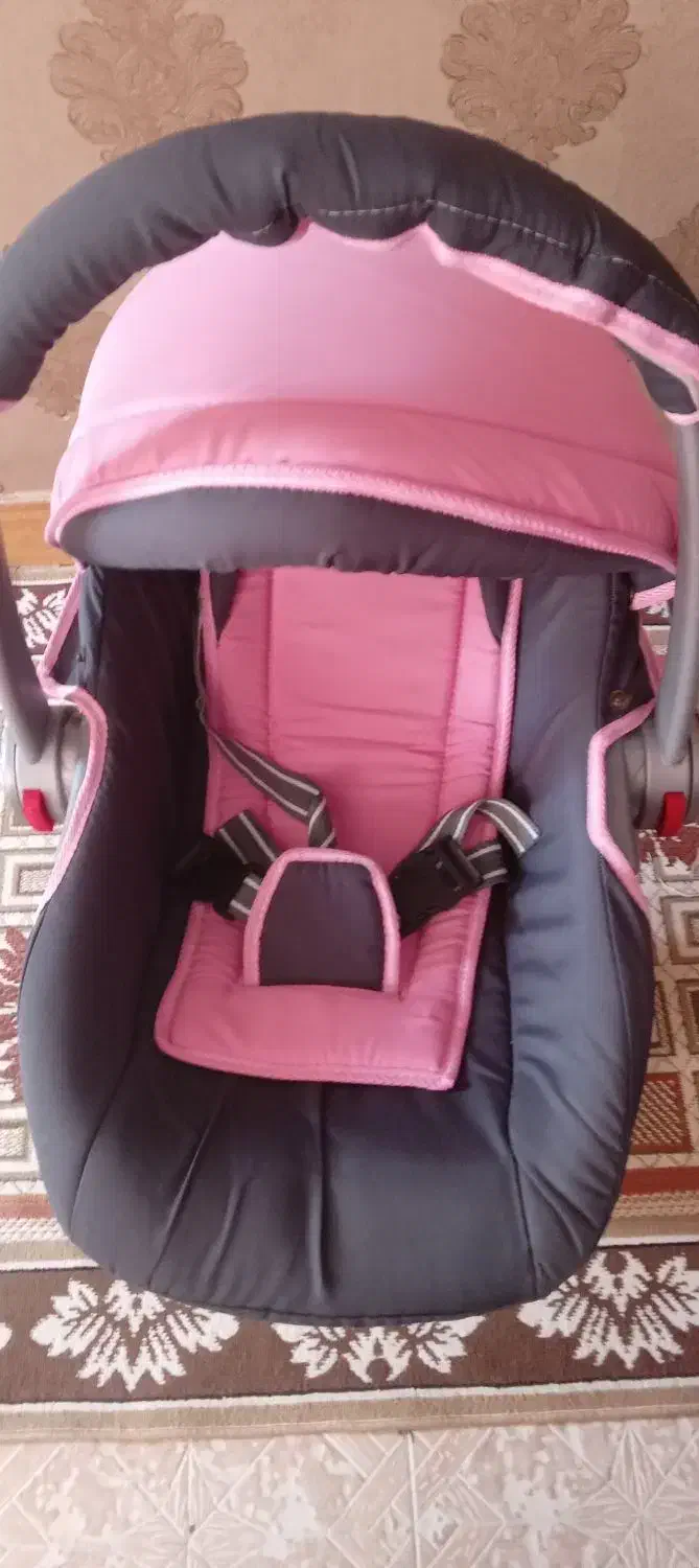 کریر نو مارک لاهیجان یعنی بهترین مارک و قصری|اسباب و اثاث بچه|بروجرد, |دیوار