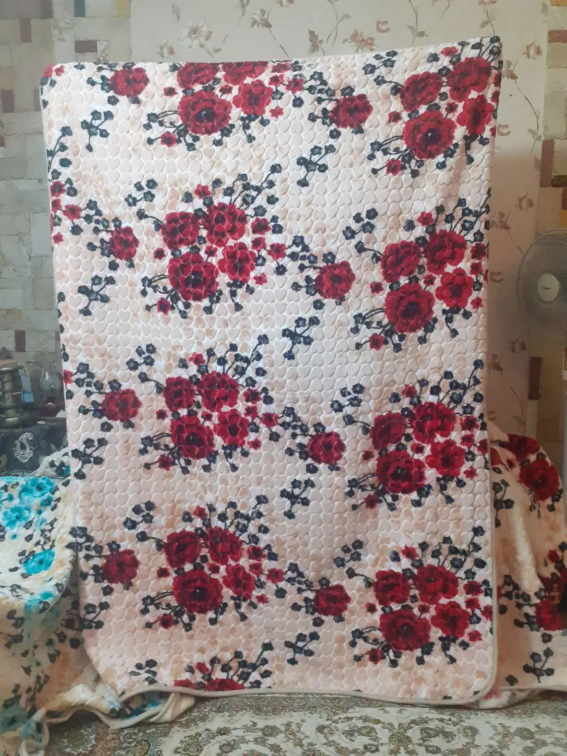 پتو کیلویی|رختخواب، بالش، پتو|خاوران, |دیوار