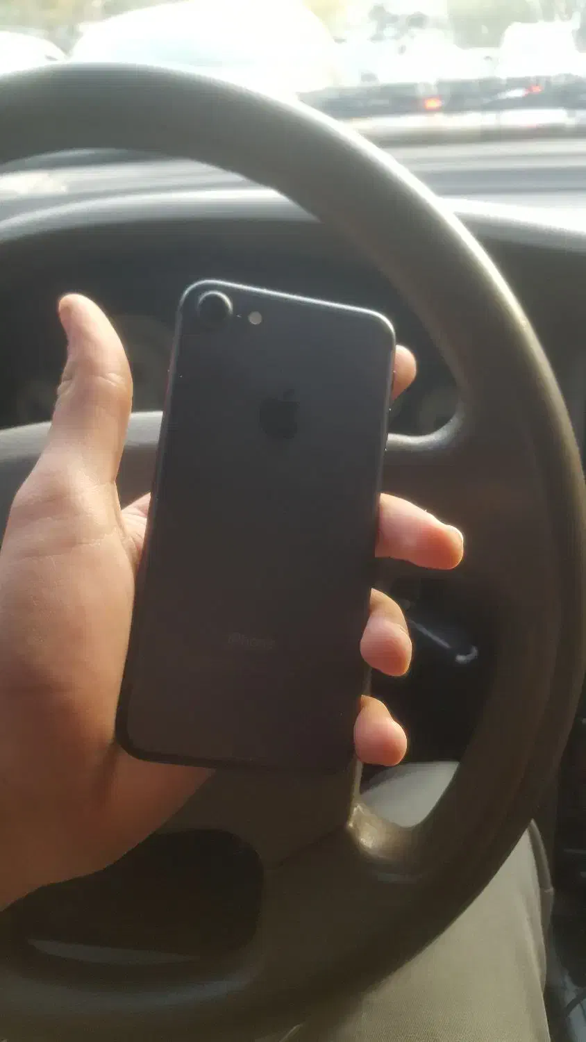 اپل iphon 7 به قیمت قطعات میدم|موبایل|تهران, شهرک صدرا|دیوار