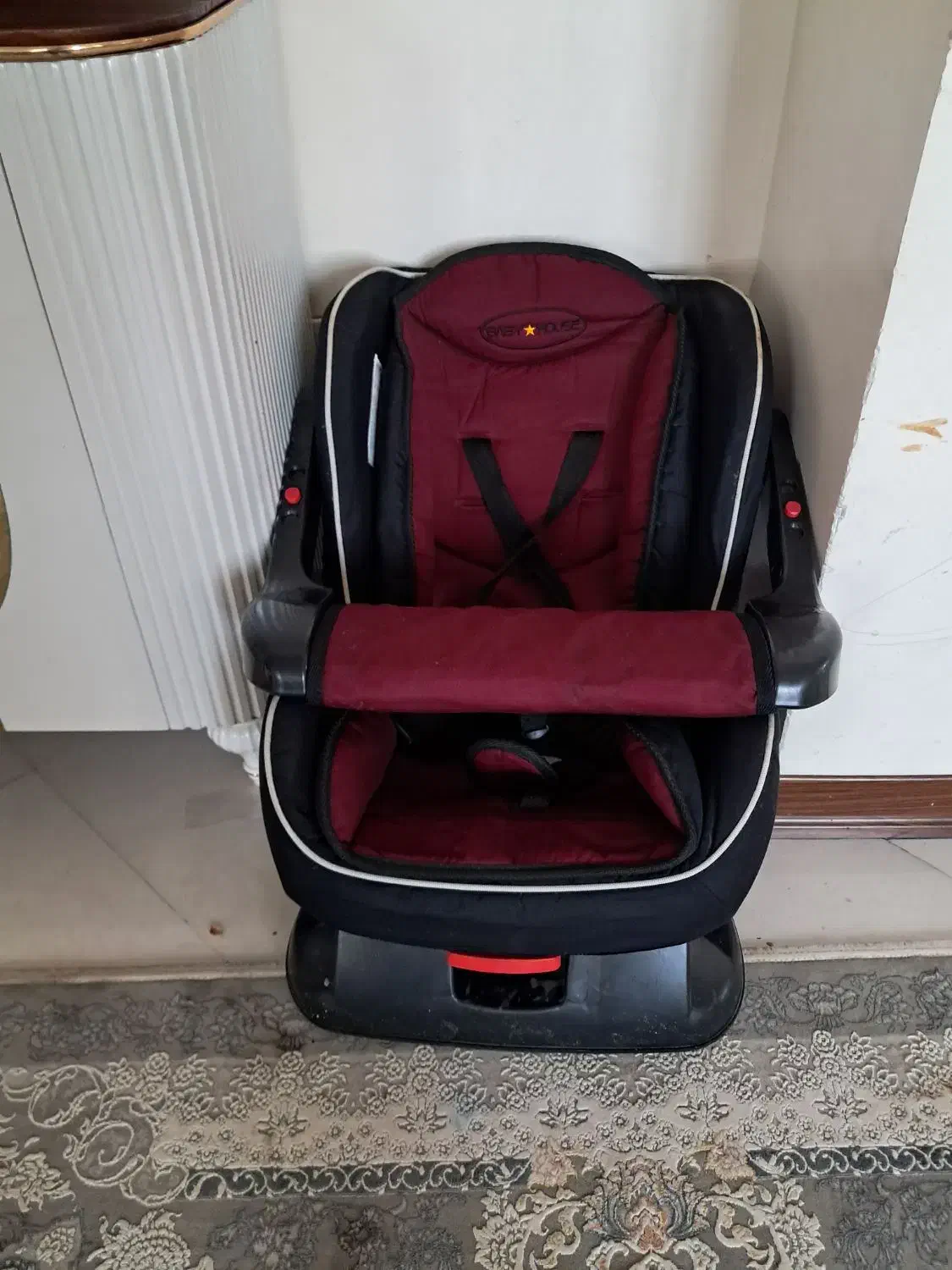 صندلی ماشین کودک|تخت و صندلی بچه|ری, دیلمان|دیوار