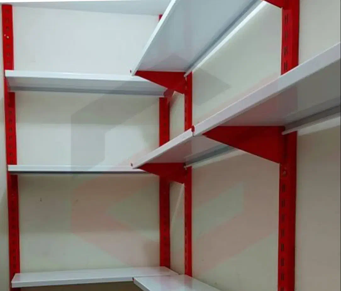 ویترین، سوپری قرمز وکفی سفید و قفسه ی آسان نصب|فروشگاه و مغازه|آباده, |دیوار