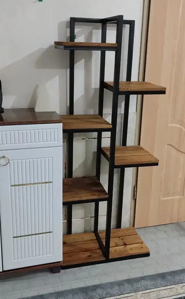 تولیدی استند گل و گلدان مدرن چند طبقه فلزی و چوبی|گل و گیاه طبیعی|اصفهان, طاحونه|دیوار