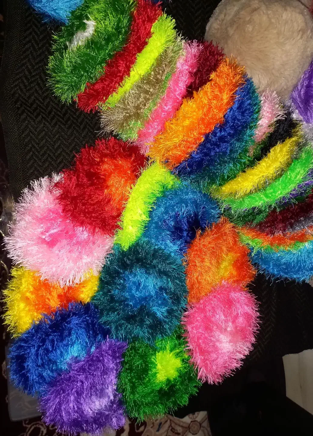 اسکاج بافتنی|لوازم نظافت|قم, حنیف نژاد|دیوار