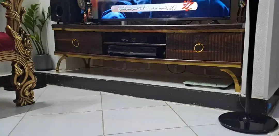 میزتلویزیون|میز تلویزیون|شاهین‌شهر, مخابرات (شهید بهشتی)|دیوار