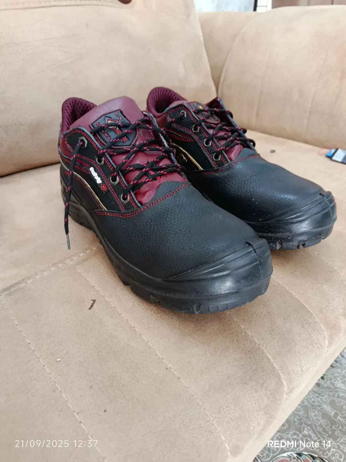 کفش ایمنی نو|کیف، کفش، کمربند|اصفهان, فرح آباد|دیوار