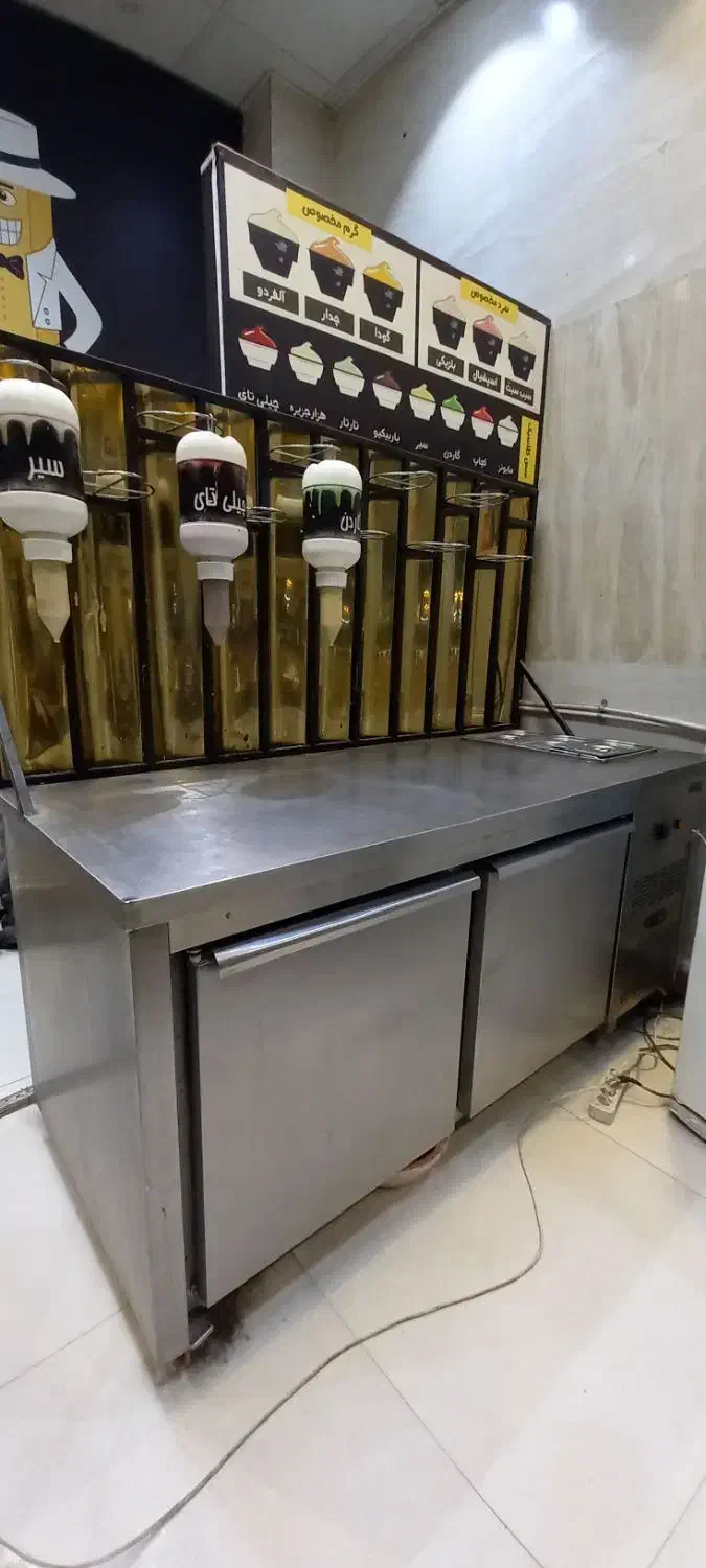 میز کار زیر یخچال فستفود آماده کار|کافیشاپ و رستوران|تهران, یاخجی آباد|دیوار