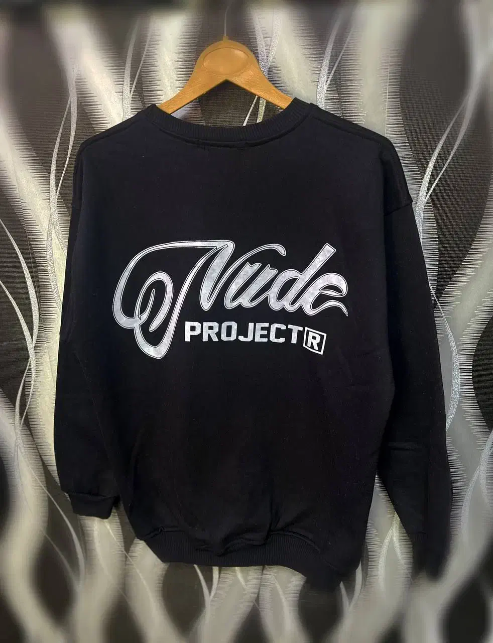 تولیدی و پخش عمده پوشاک نیکنام|لباس|اصفهان, سرچشمه|دیوار