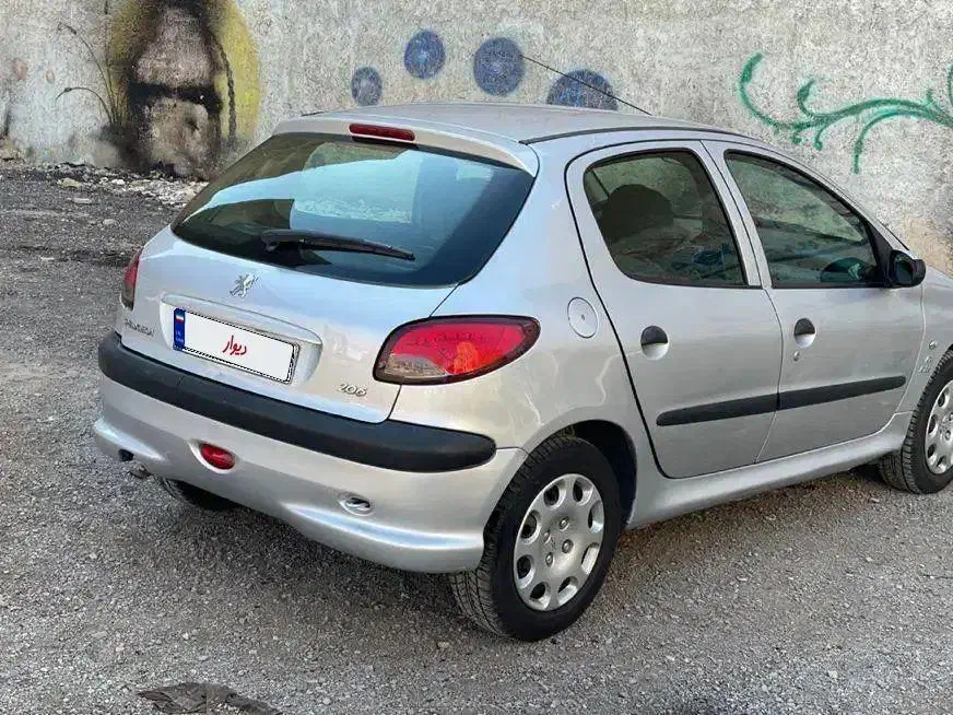 پژو ۲۰۶ عروسک|خودرو سواری و وانت|گلستان (تهران), |دیوار