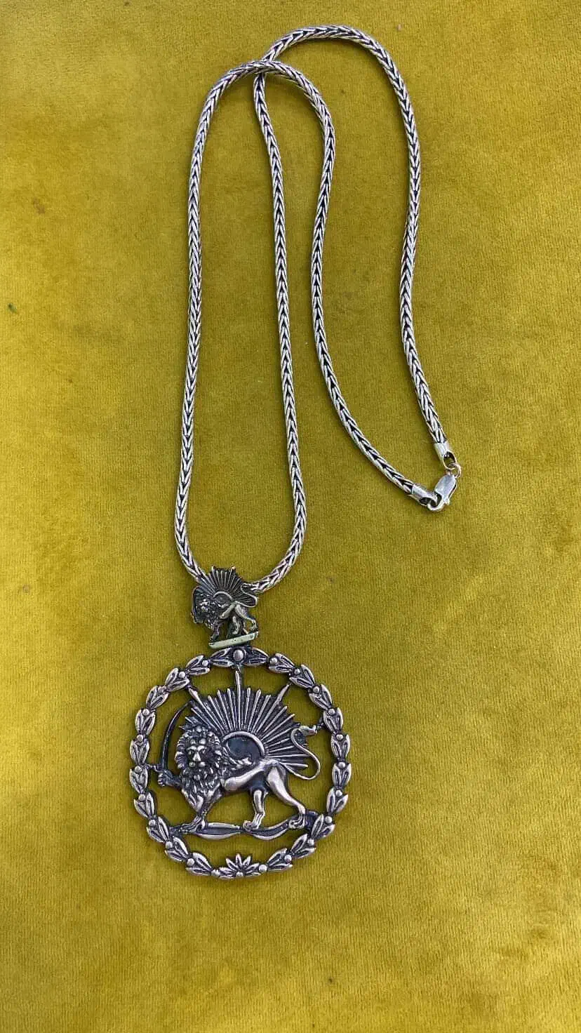 گردنبند با پلاک نقره|جواهرات|رفسنجان, |دیوار