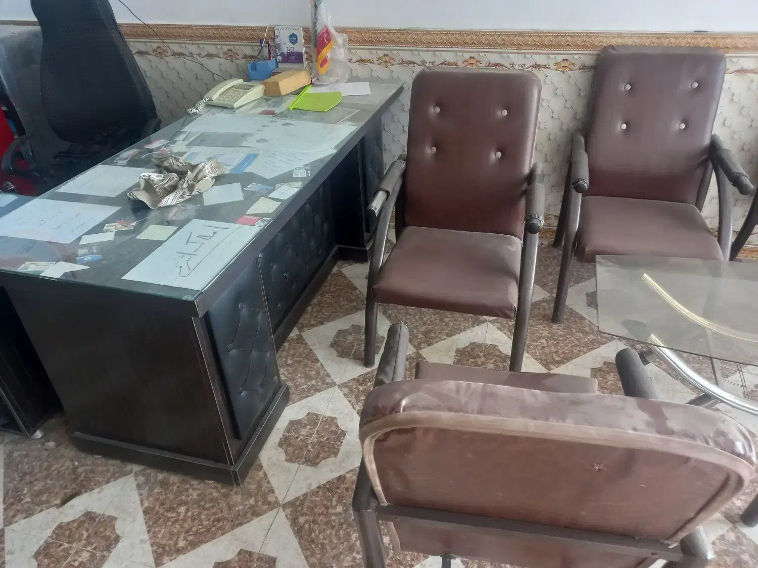 میز و صندلی اداری|دفتر کار|خسروشاه, |دیوار