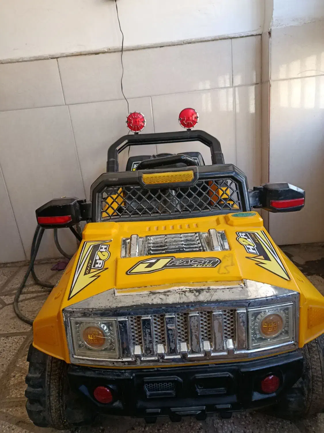 ماشین شارژی|اسباببازی بچه|نیشابور, ۲۲ بهمن|دیوار