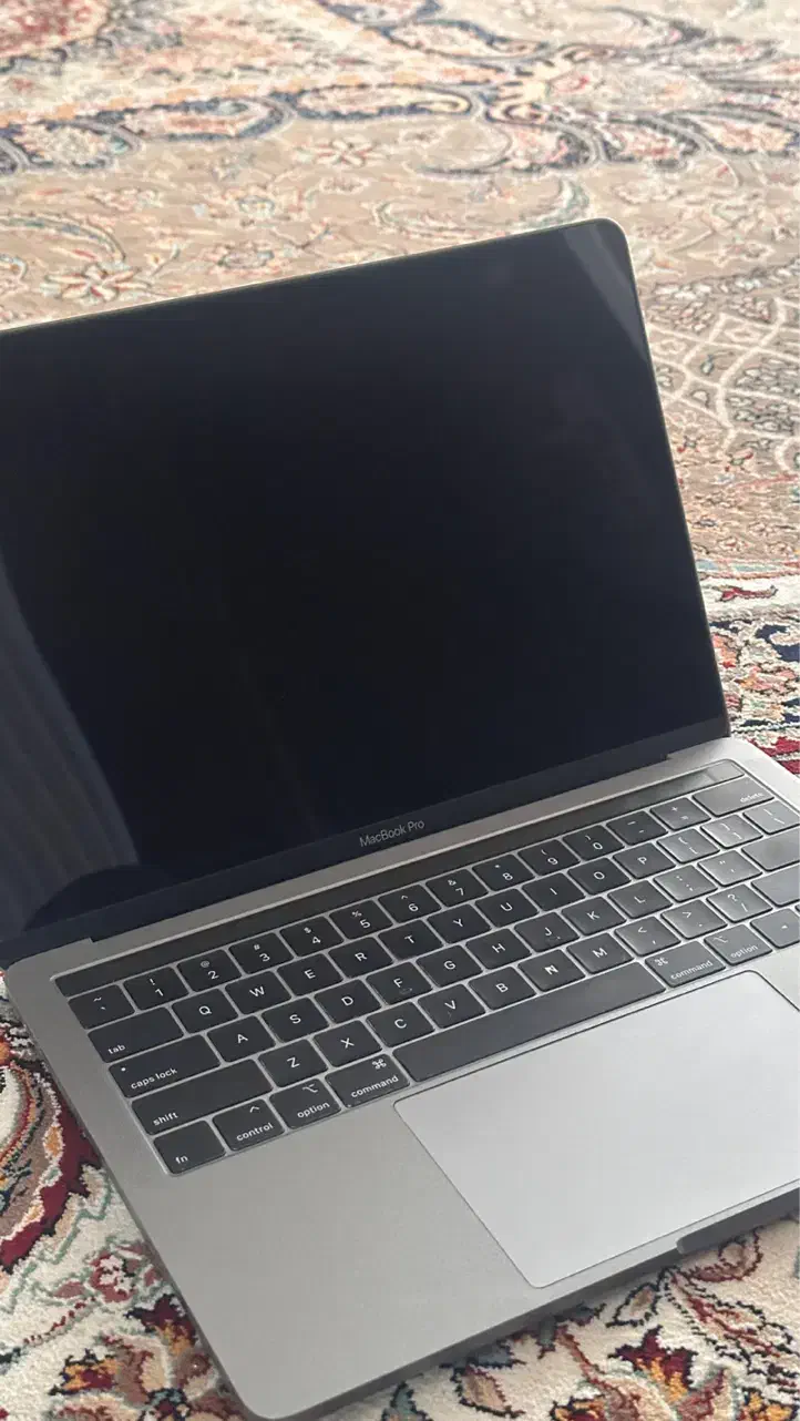 مک بوک پرو ۲۰۱۹ استوک بسیار تمیز|رایانه همراه|اصفهان, خانه اصفهان|دیوار