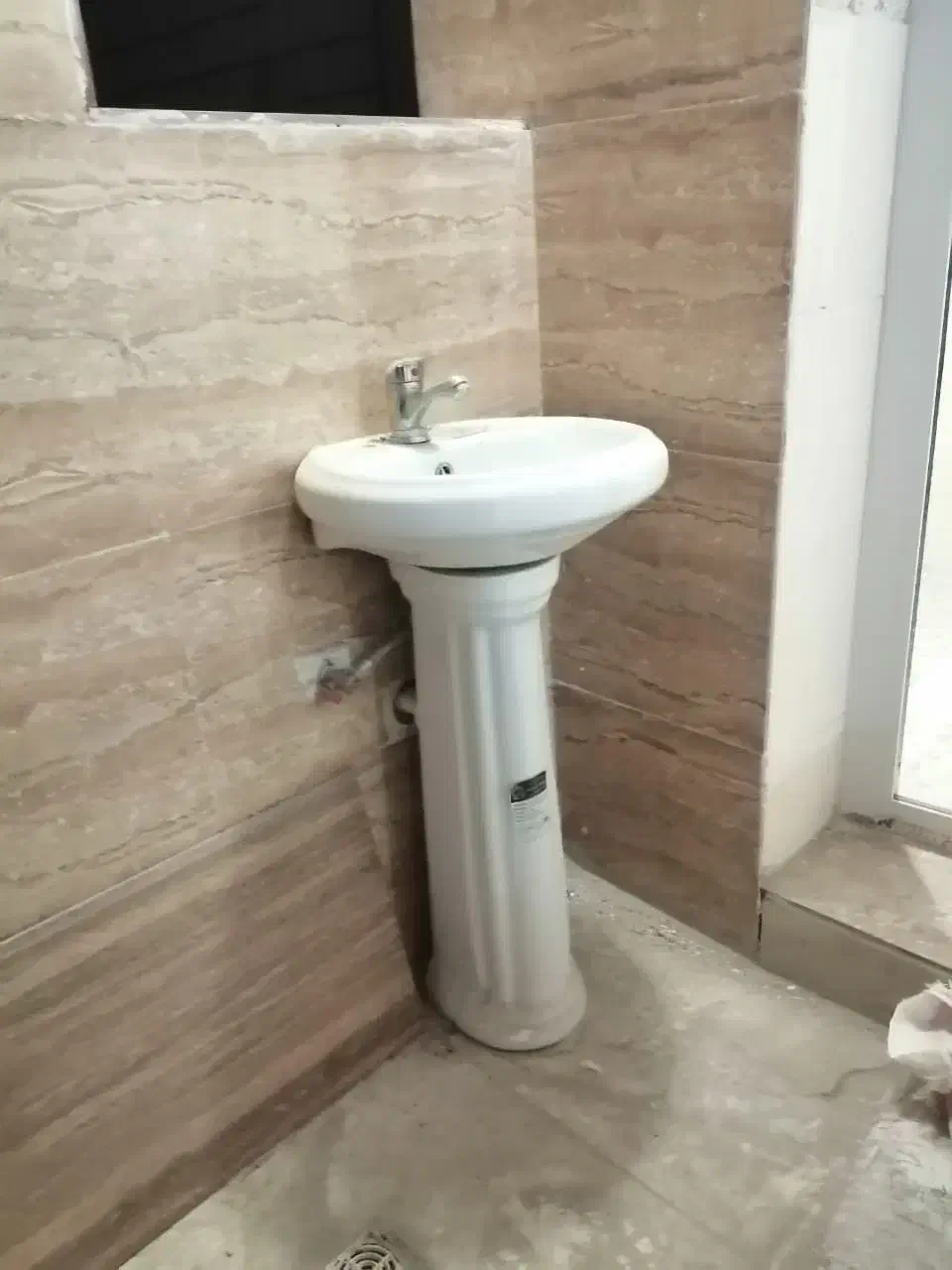 رهن و اجاره دو خواب سالن بزرگ|اجارهٔ آپارتمان|شیراز, کوشک میدان|دیوار