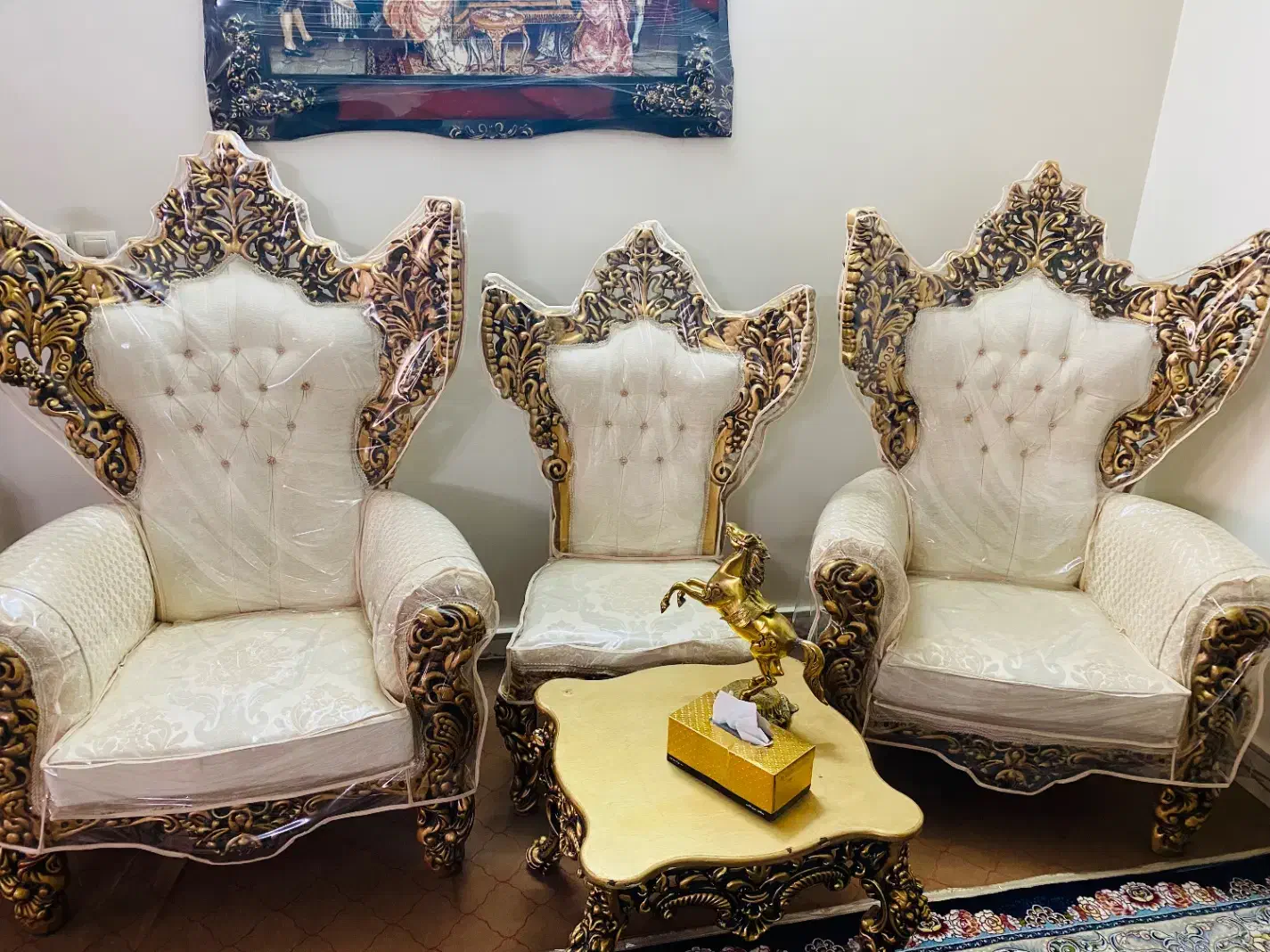 مبلمان سلطنتی نو|مبلمان خانگی و میز عسلی|بروجرد, |دیوار