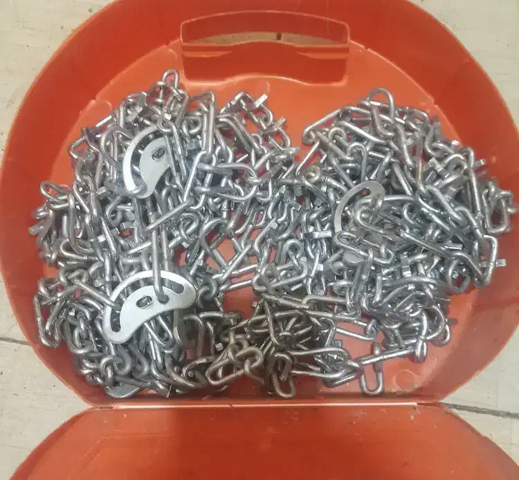 زنجیر چرخ پرایدو مثلث خطر|قطعات یدکی و لوازم جانبی|فردیس, شهرک راه آهن|دیوار