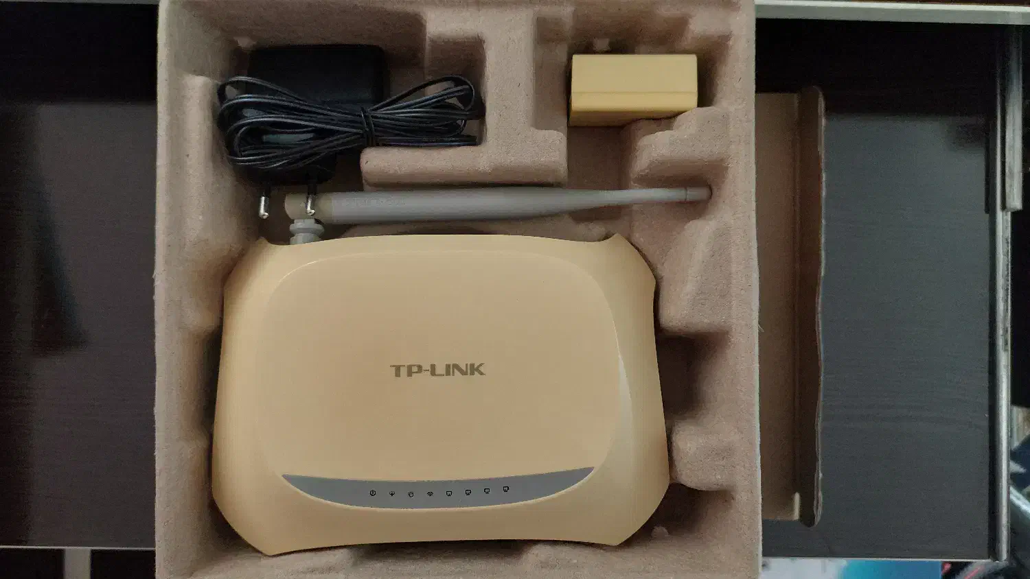 مودم تی پی لینک ADSL2 وای فای|مودم و تجهیزات شبکه|پارسآباد, |دیوار