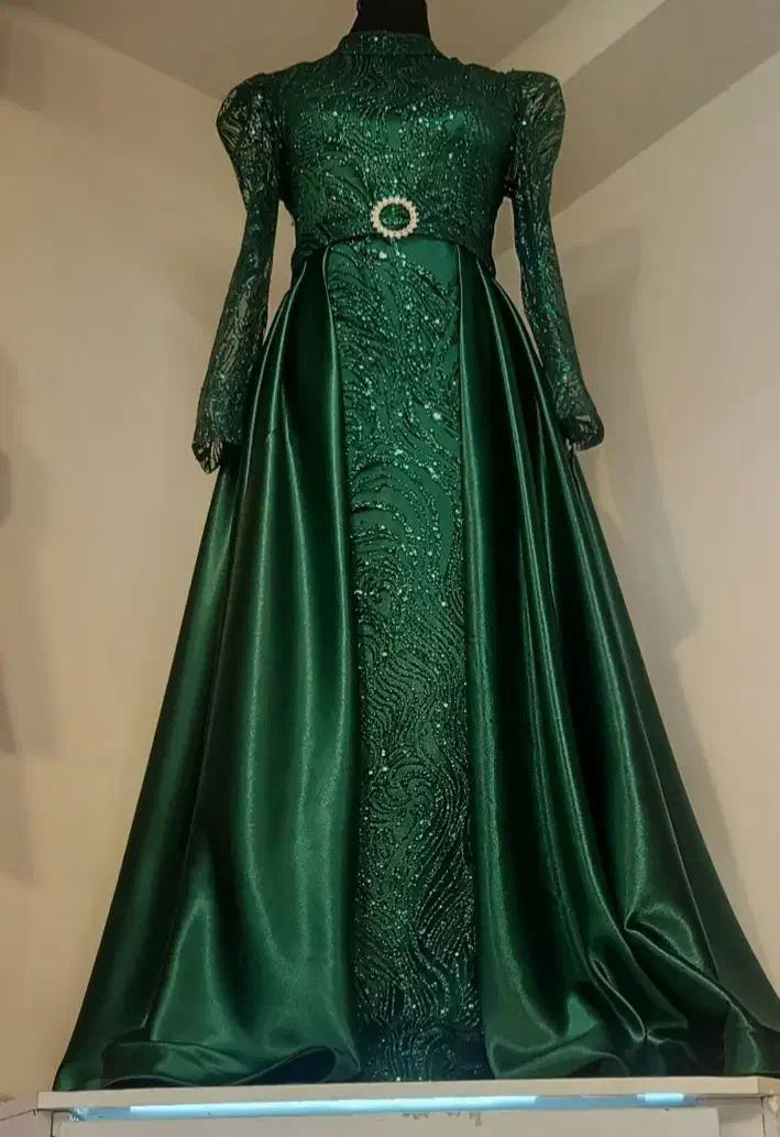 لباس مجلسی|لباس|گرمدره, |دیوار