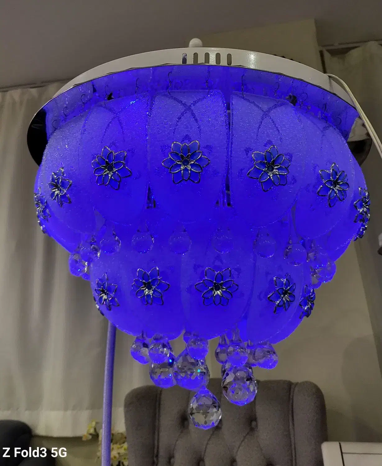 لوستر اسپیکیر دار و کنترل دار اکبند|لوستر و چراغ آویز|کرمان, |دیوار